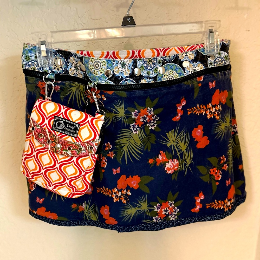 Zand reversible skirt